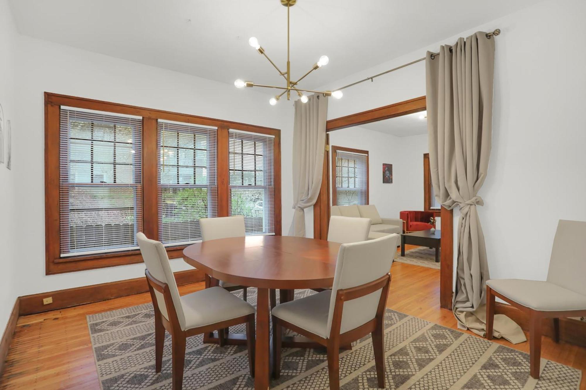 Comfy Apartment In Indianapolis Luaran gambar