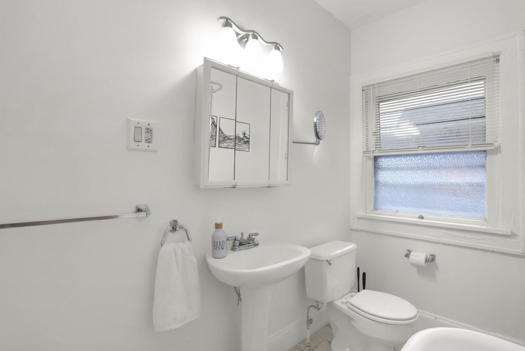 Comfy Apartment In Indianapolis Luaran gambar